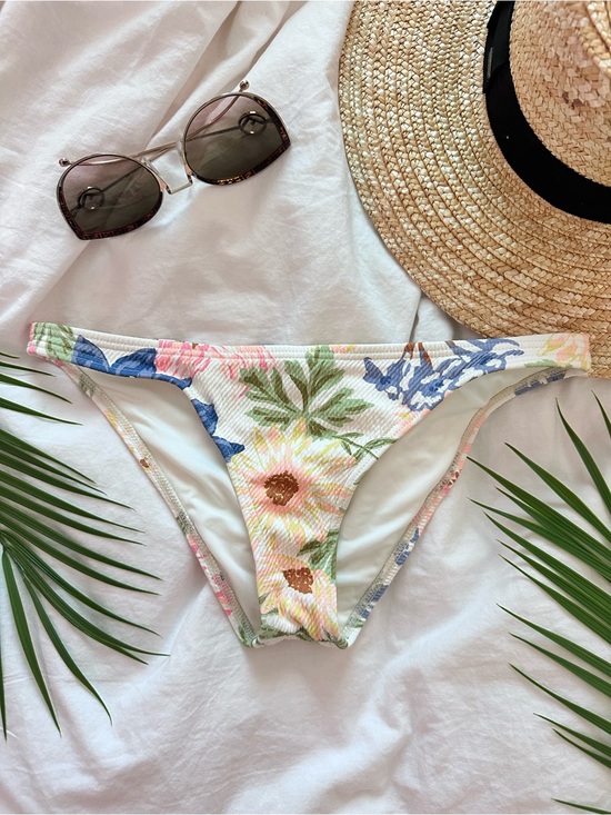 Billabong Other - NWOT Billabong White Floral Ribbed Tropic Bikini Bottom with Blue Flowers
